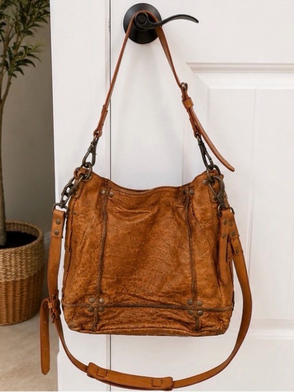 Will Leather Goods Distressed Cognac Brown Shoulder Bag